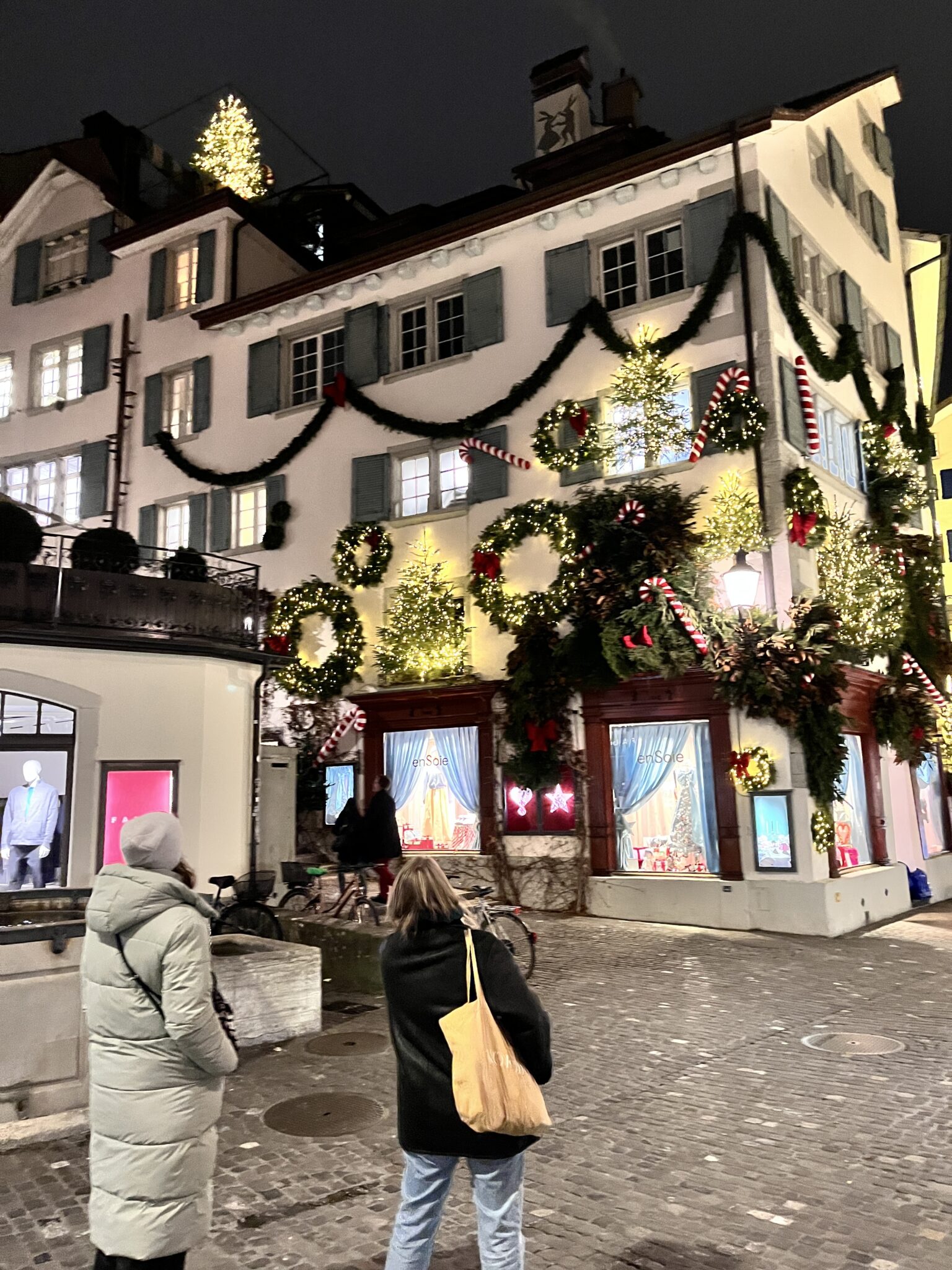 05_zurich_christmas_street